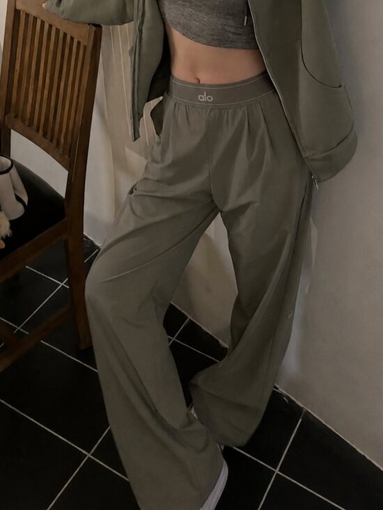 ALO Yoga Pants - ALO Yoga Suit Up Regular Trouser Olive😘Wide Leg Relaxed Fit Pants🌺Casual Chic